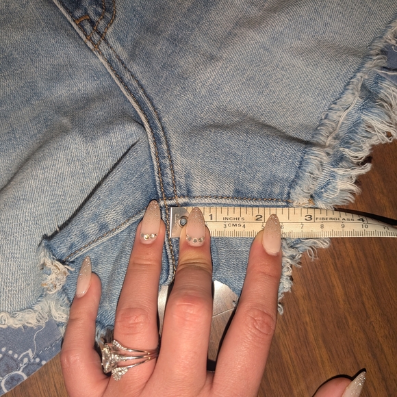 Distressed Denim Women Shorts - Picture 6 of 6